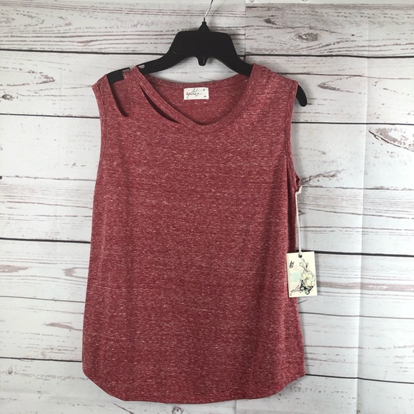 Glitz Tops - 📦Glitz Small side slit on shoulders red scarlet